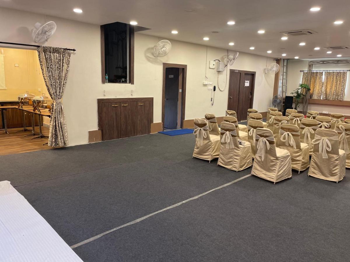 Hotel Bandhan Residency Kalkutta Kültér fotó